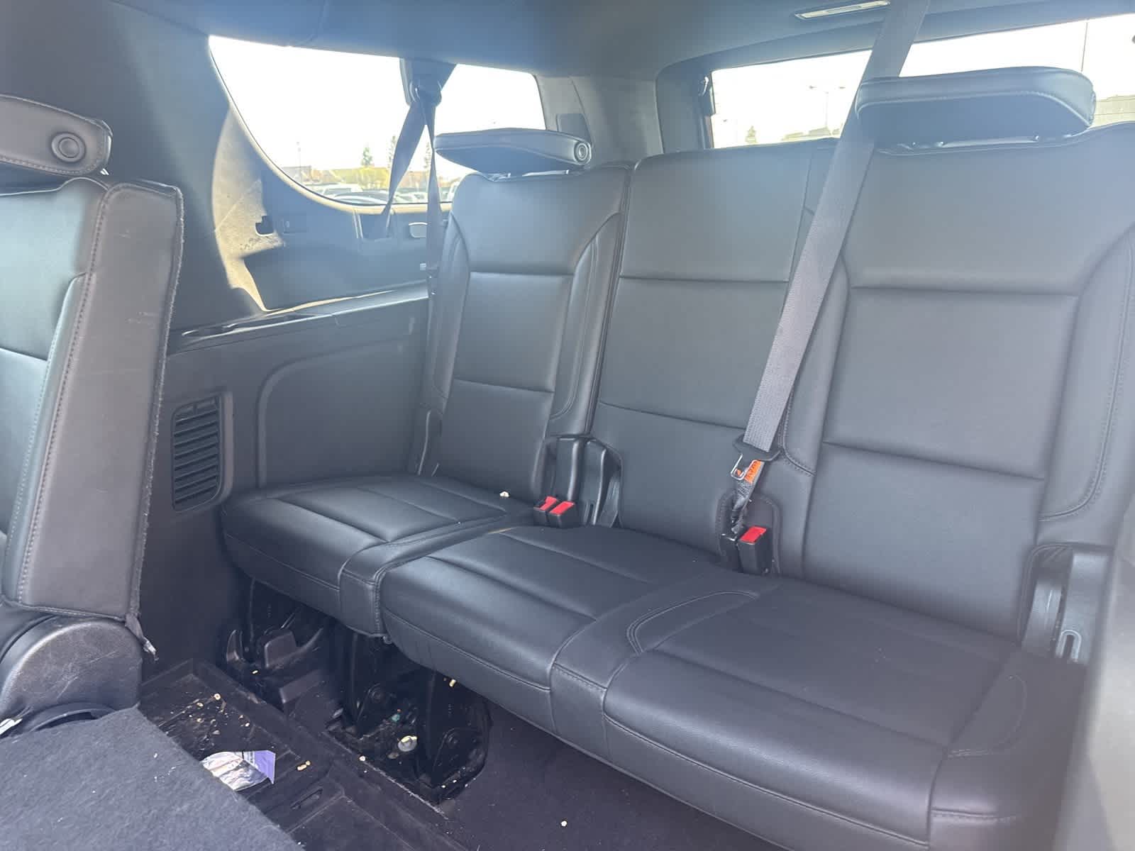 Thumbnail: 2022 Chevrolet Suburban - 17