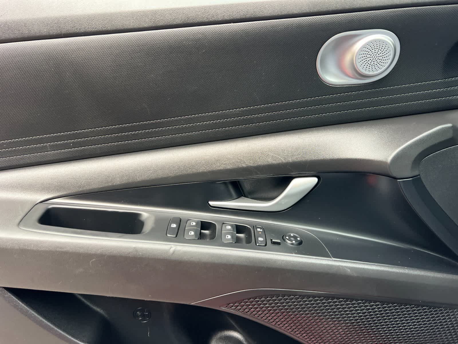 Thumbnail: 2024 Hyundai Elantra - 12