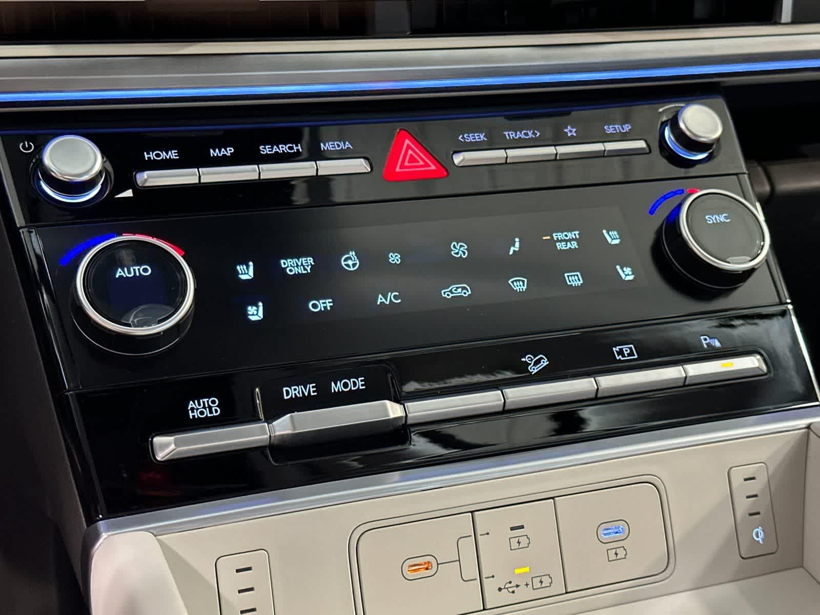 Thumbnail: 2026 Hyundai Santa Fe - 22