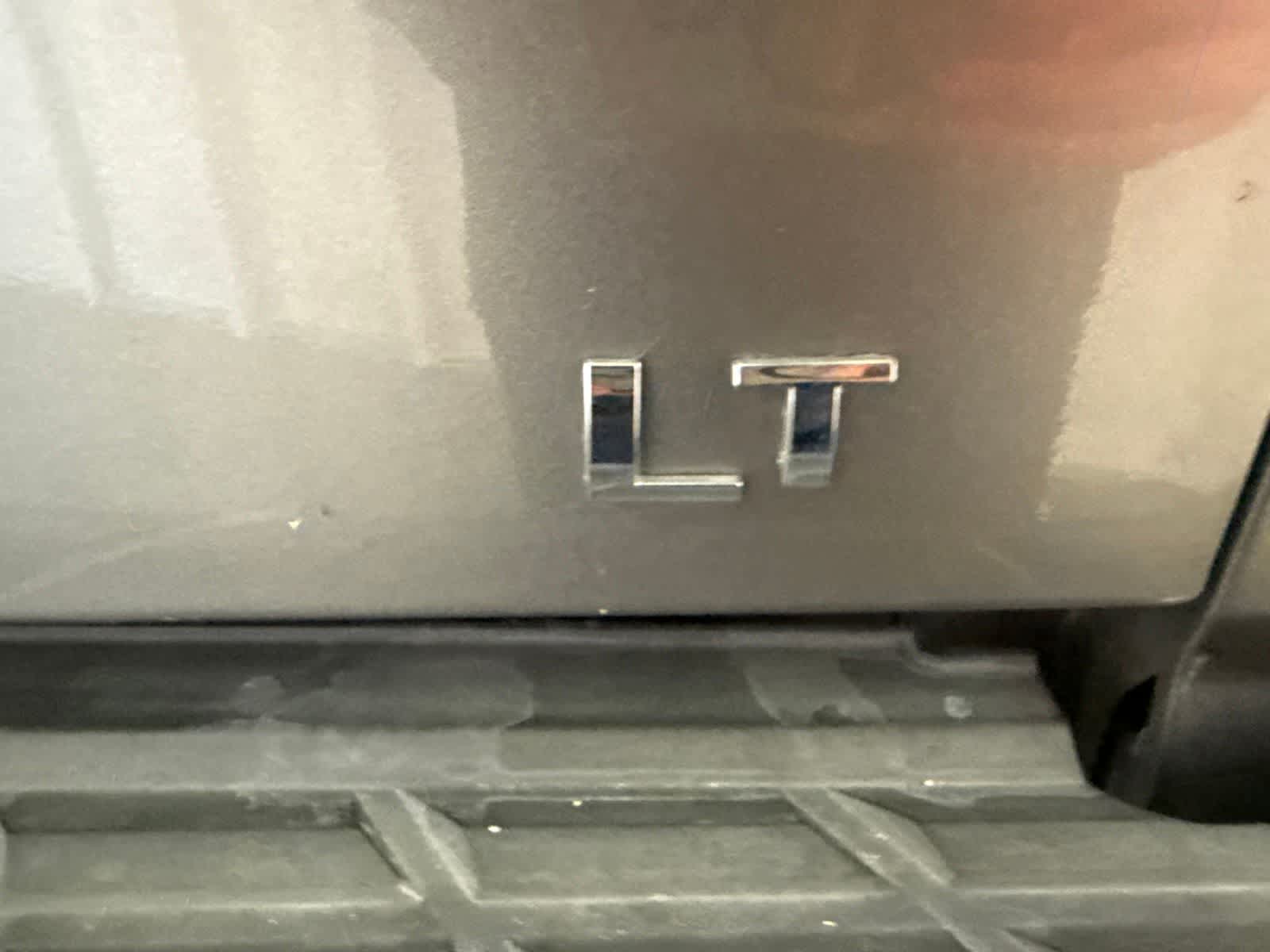 Thumbnail: 2013 Chevrolet Silverado 1500 - 16