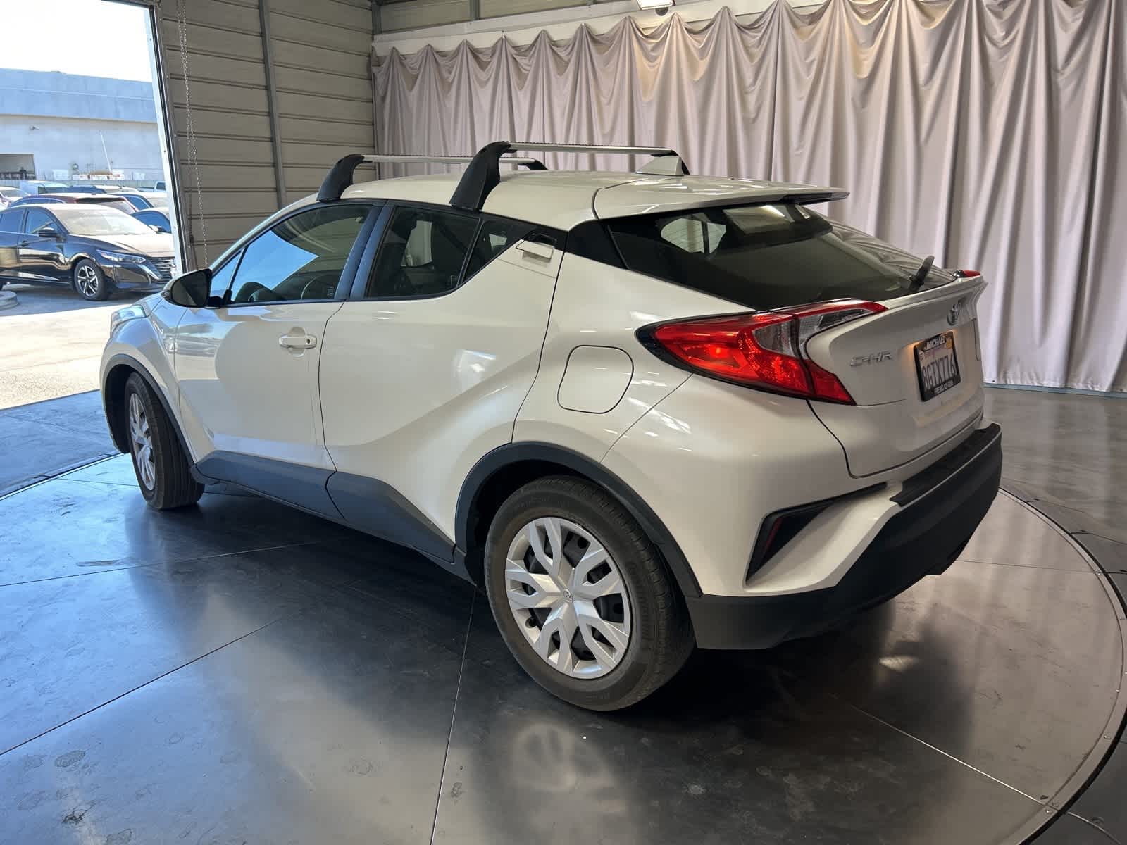 Thumbnail: 2019 Toyota C-HR - 12