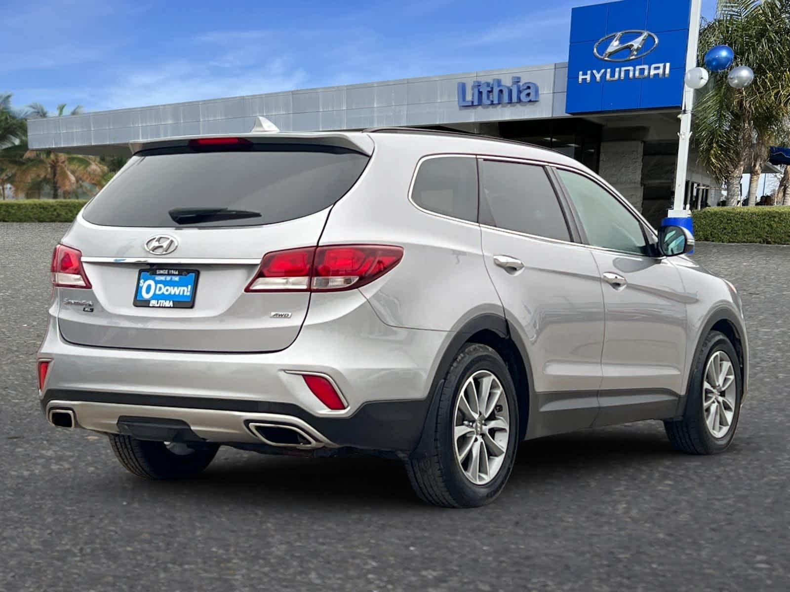 Thumbnail: 2019 Hyundai Santa Fe - 2