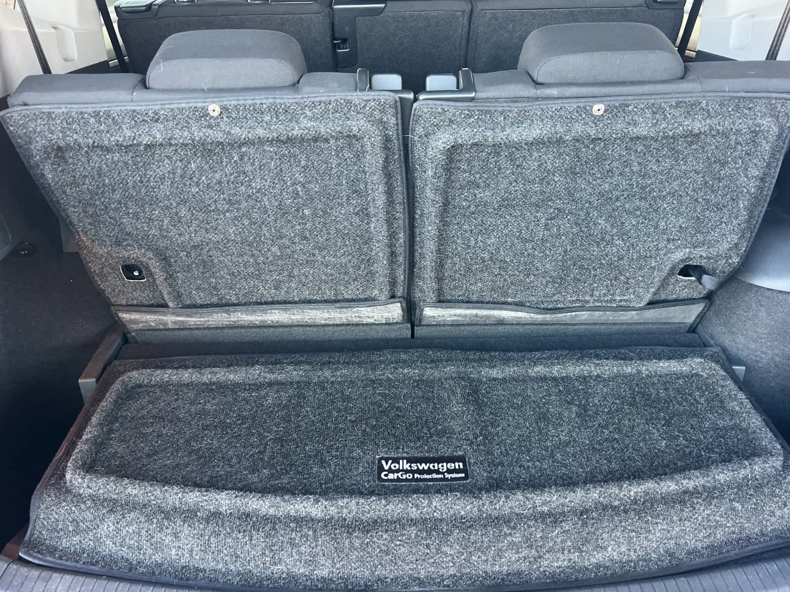 Thumbnail: 2018 Volkswagen Tiguan - 17