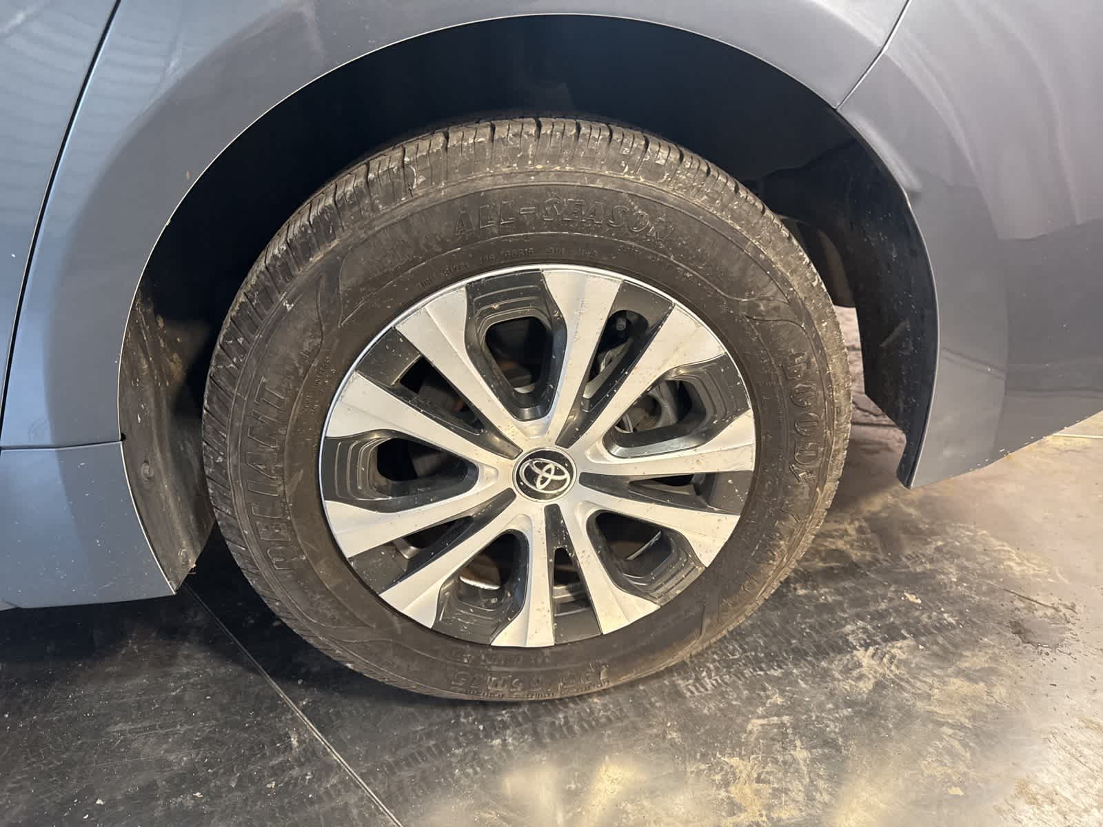 Thumbnail: 2020 Toyota Corolla - 9