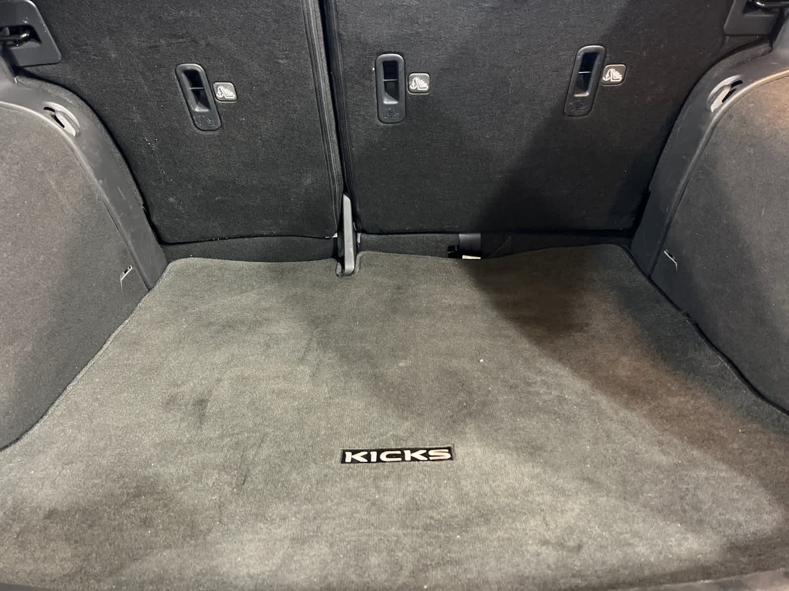 Thumbnail: 2023 Nissan Kicks - 15