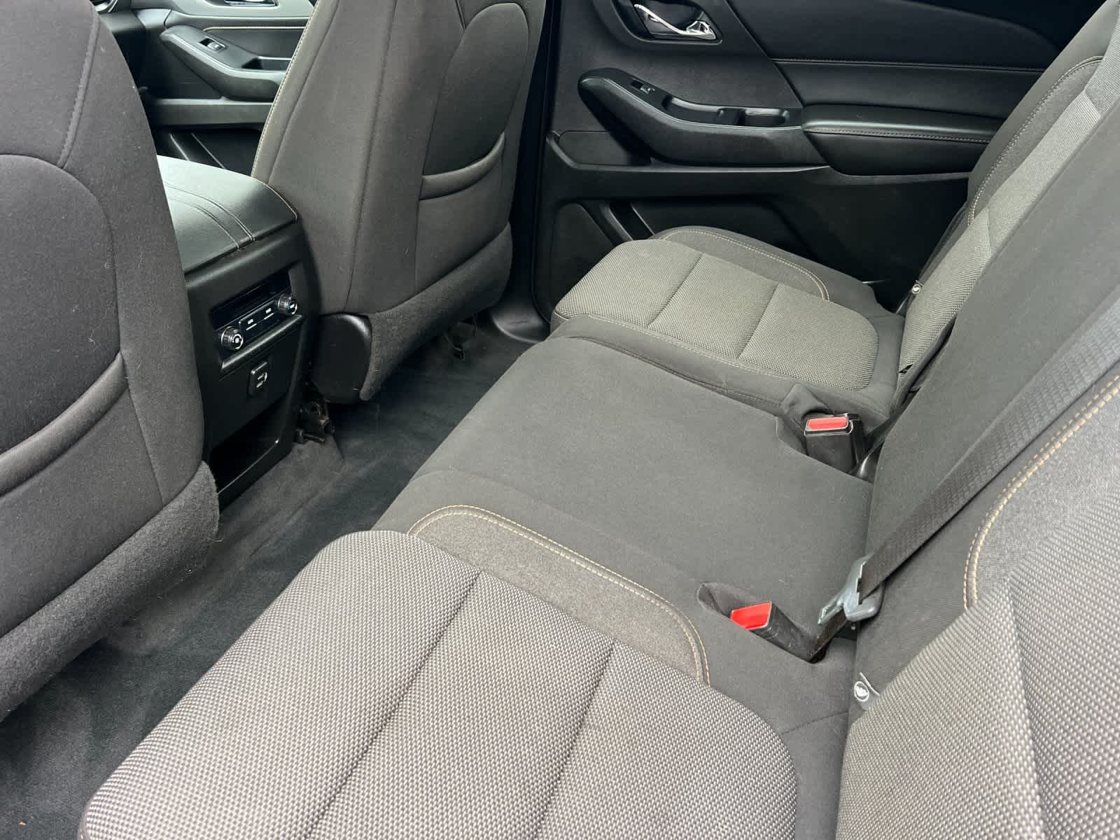 Thumbnail: 2021 Chevrolet Traverse - 4