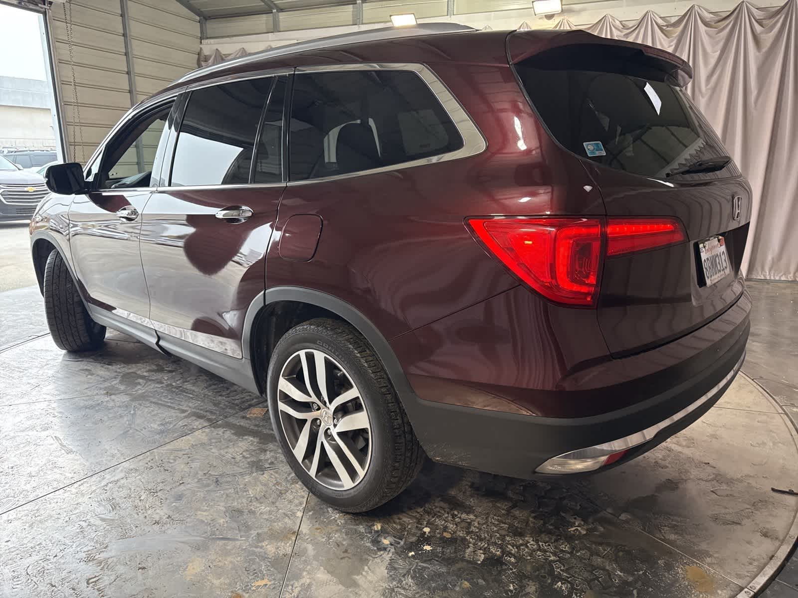 Thumbnail: 2016 Honda Pilot - 6