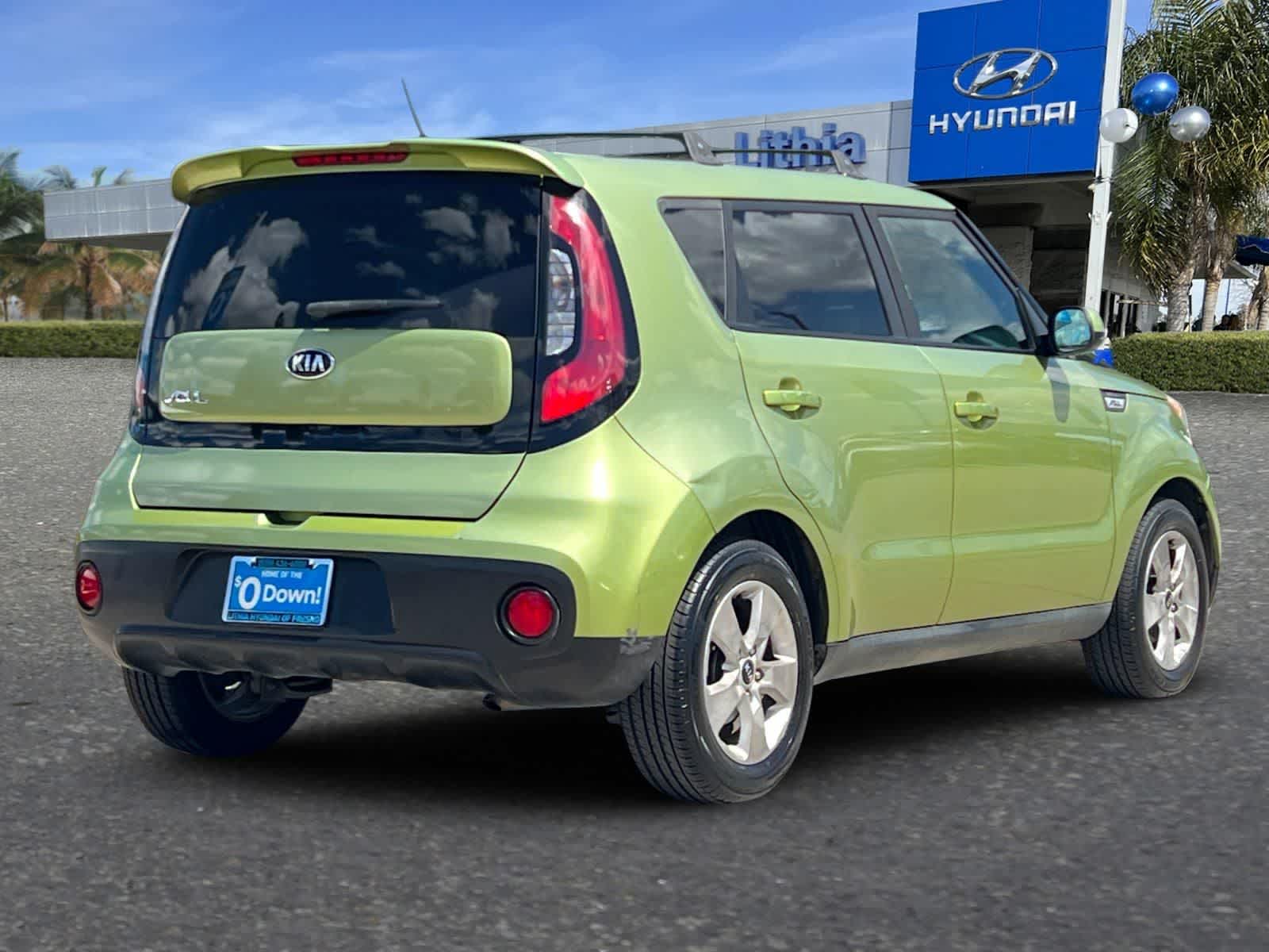 2017 Kia Soul photo 2