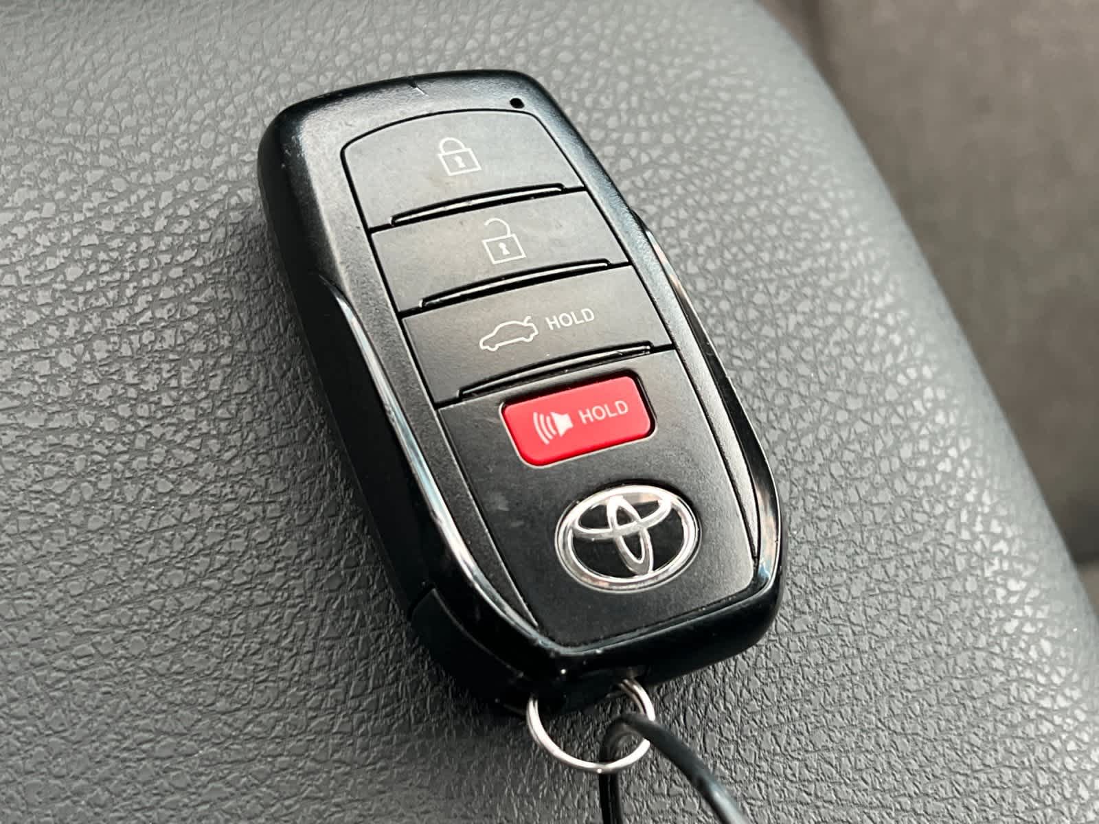 Thumbnail: 2025 Toyota Camry - 25