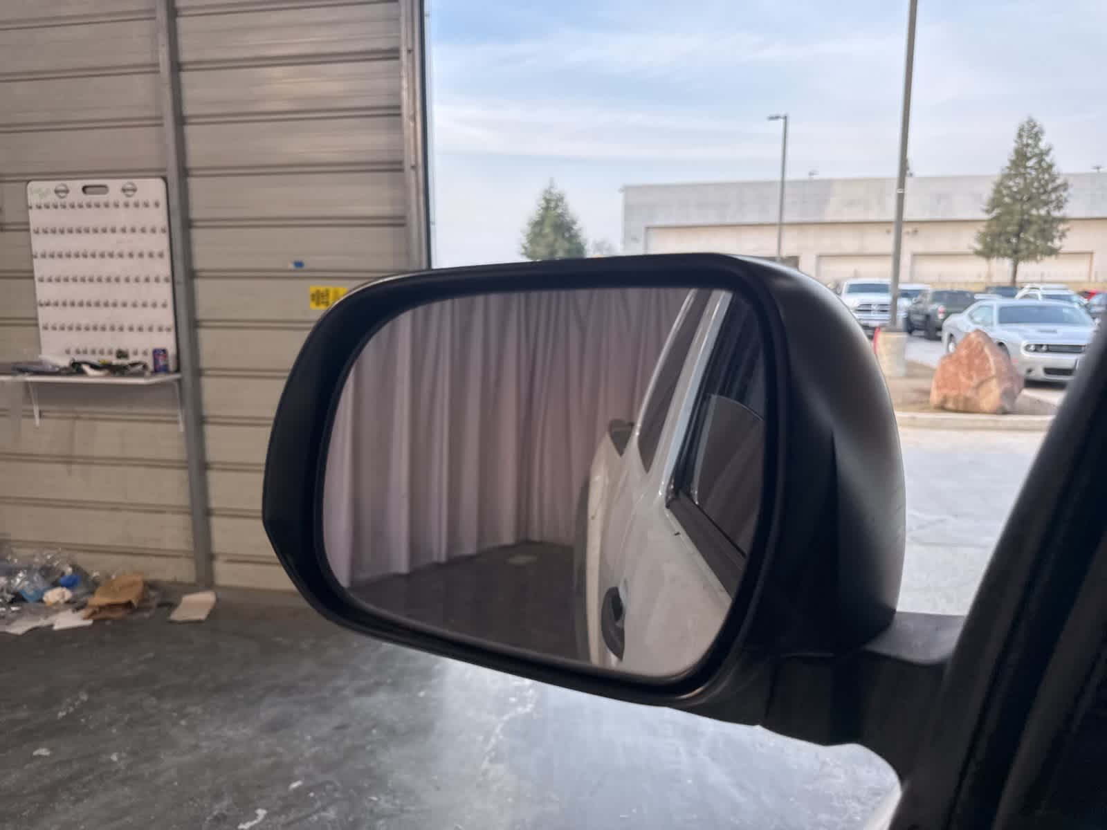 Thumbnail: 2015 Toyota Tacoma - 23