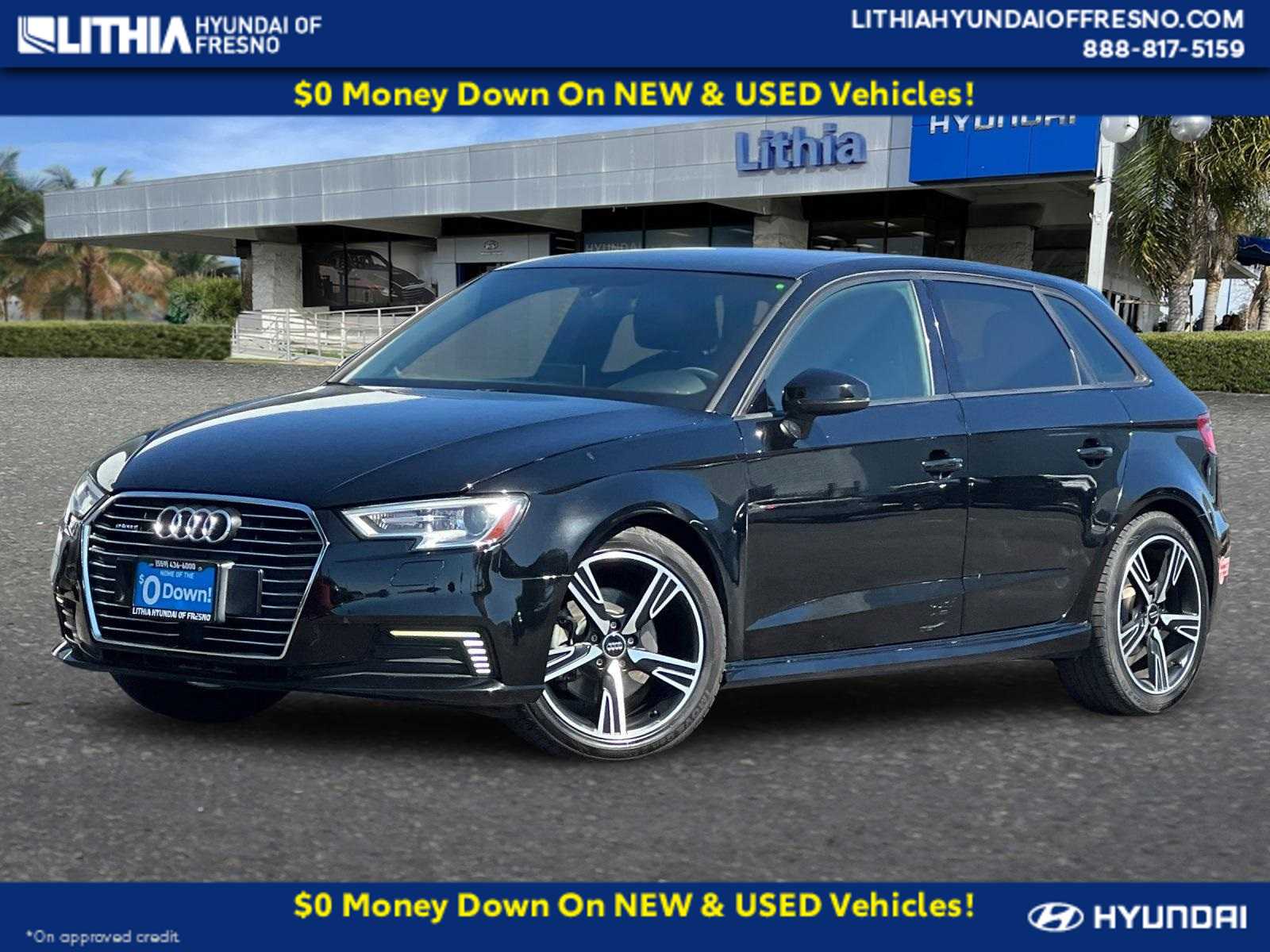Thumbnail: 2017 Audi A3 e-tron - 1