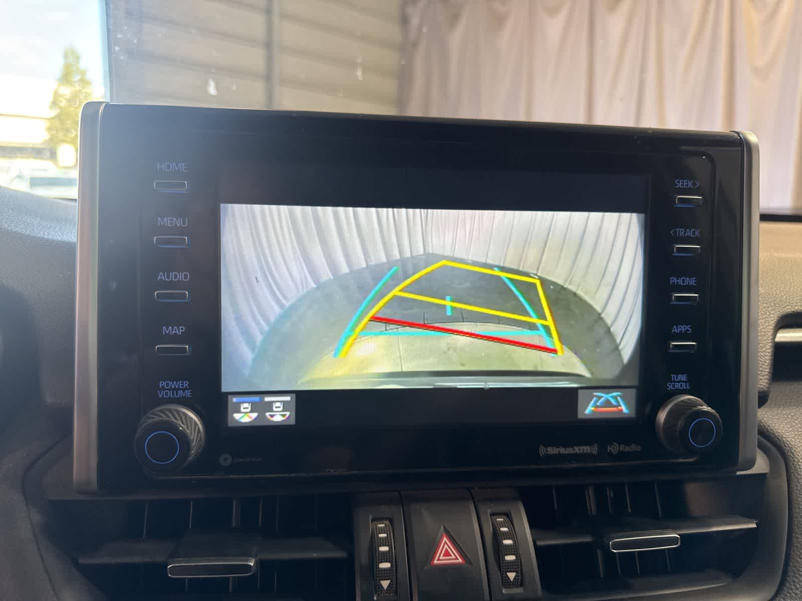 Thumbnail: 2021 Toyota RAV4 - 30