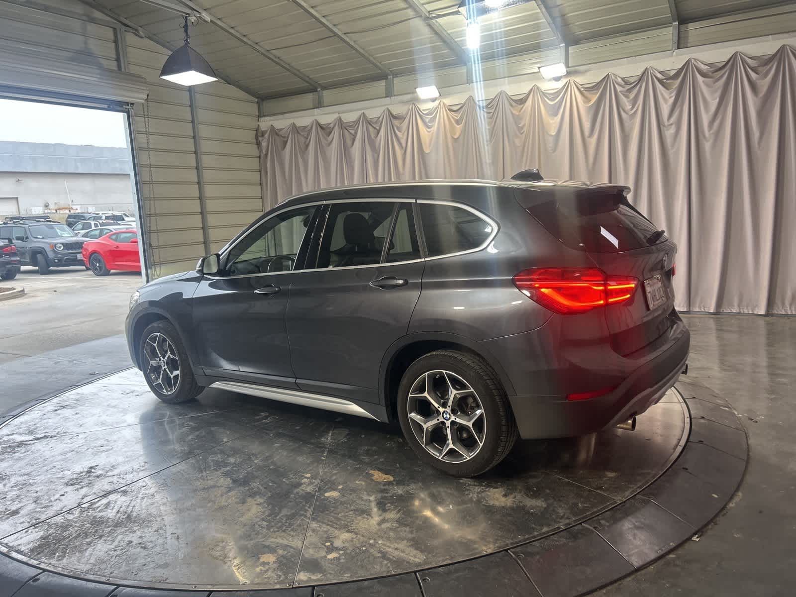 Thumbnail: 2017 BMW X1 - 14