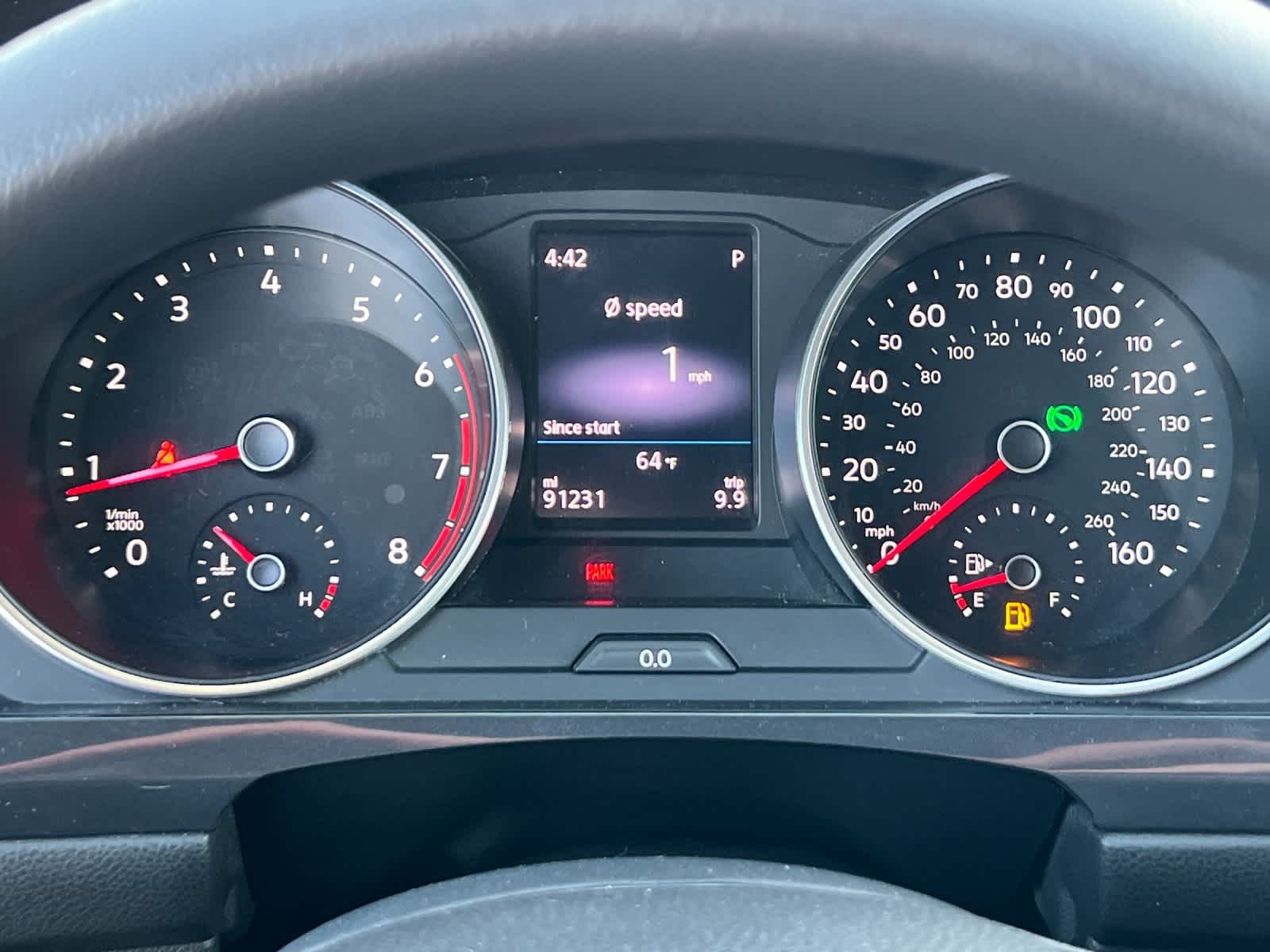 Thumbnail: 2018 Volkswagen Tiguan - 25