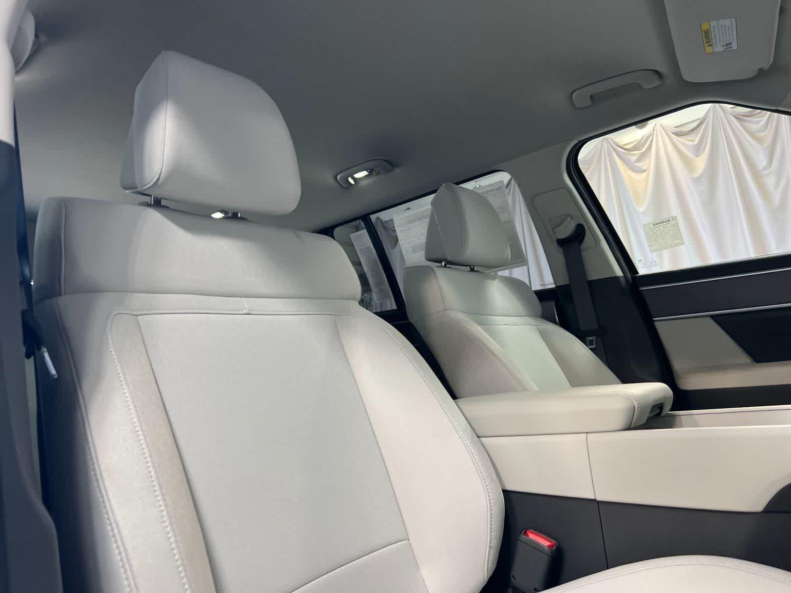 Thumbnail: 2026 Hyundai Santa Fe - 18