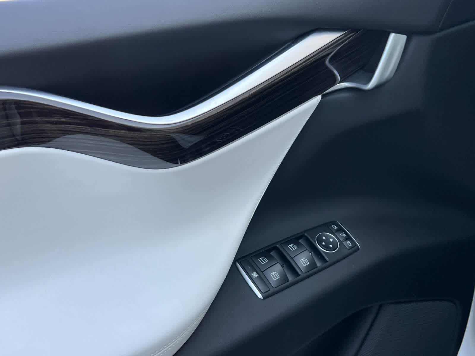 Thumbnail: 2016 Tesla Model X - 13