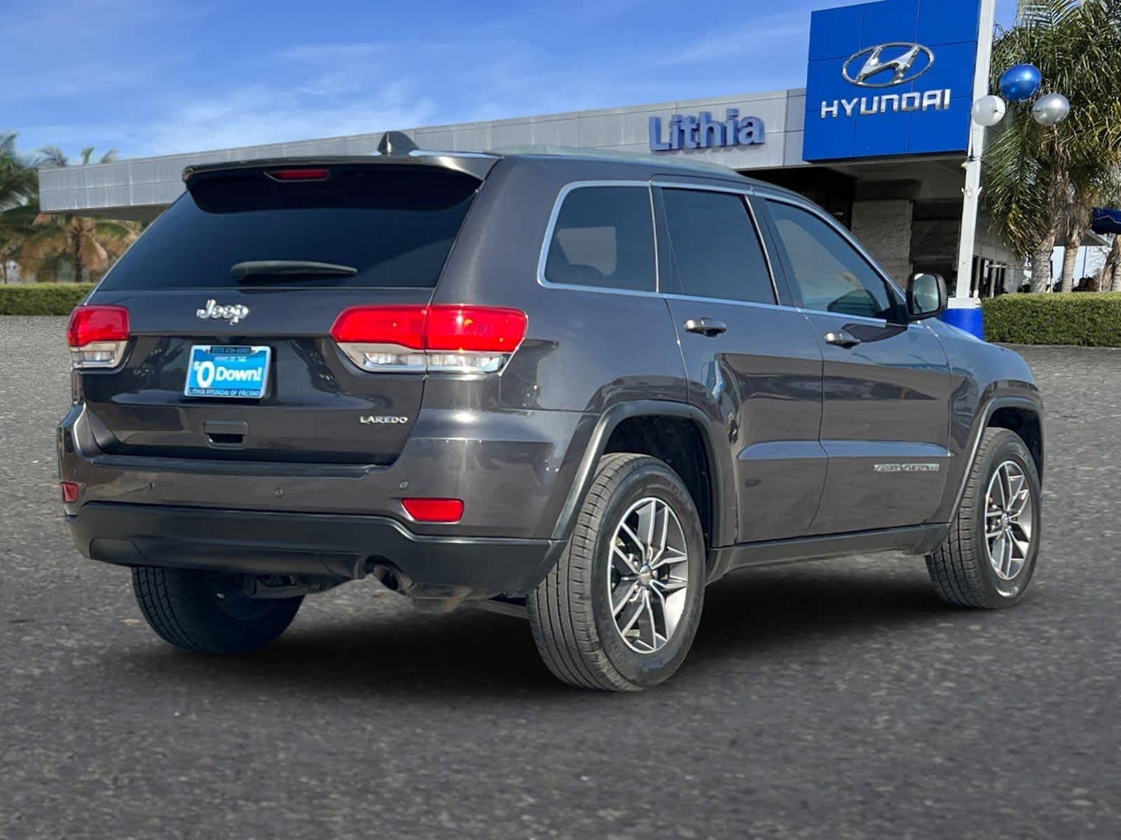 Thumbnail: 2018 Jeep Grand Cherokee - 3
