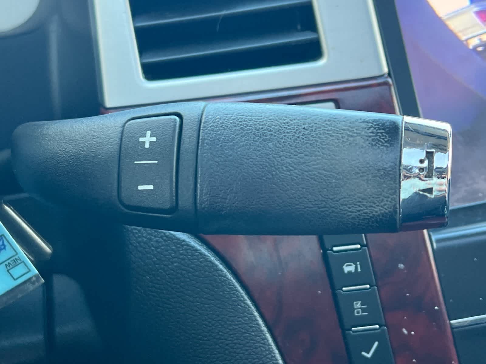 Thumbnail: 2014 Cadillac Escalade - 23