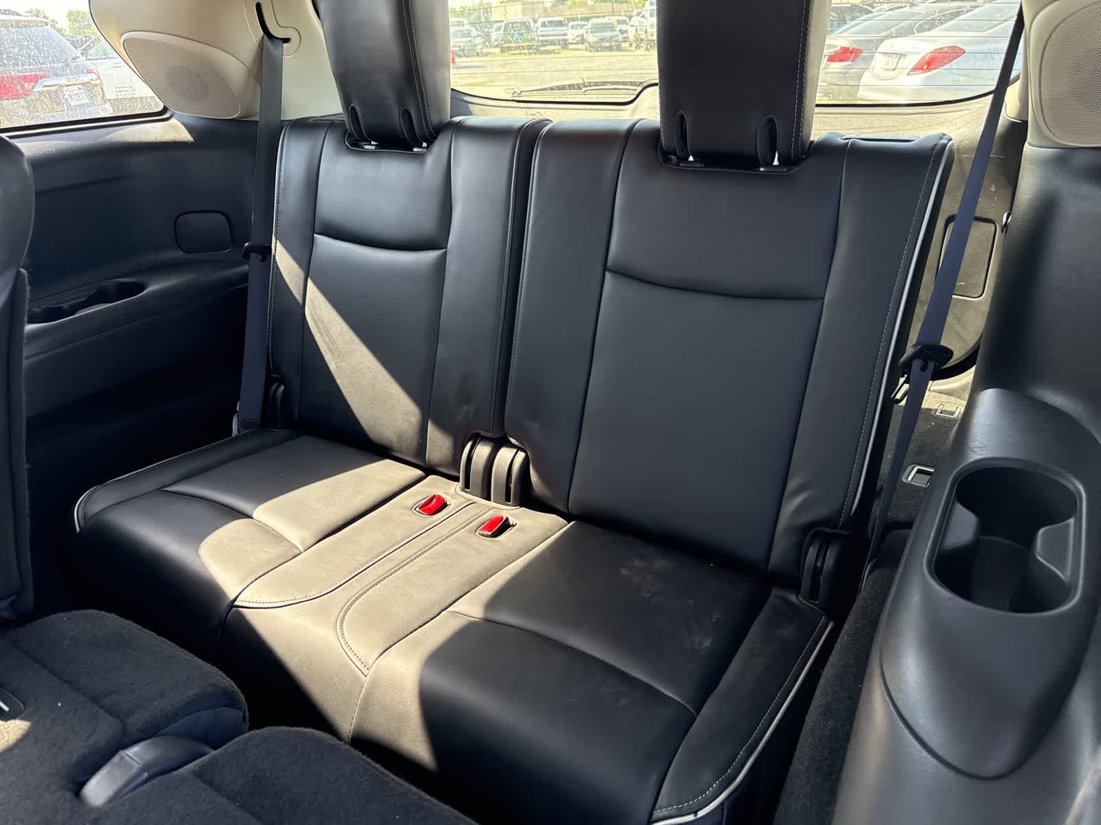 Thumbnail: 2019 INFINITI QX60 - 19