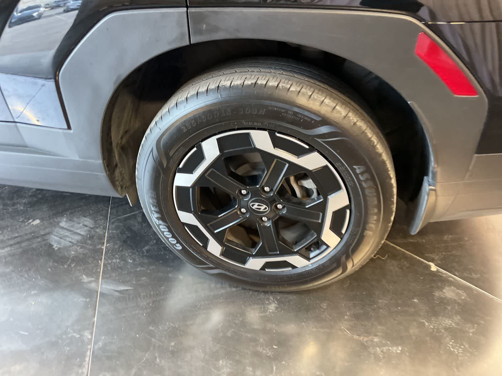 Thumbnail: 2025 Hyundai Santa Fe - 10