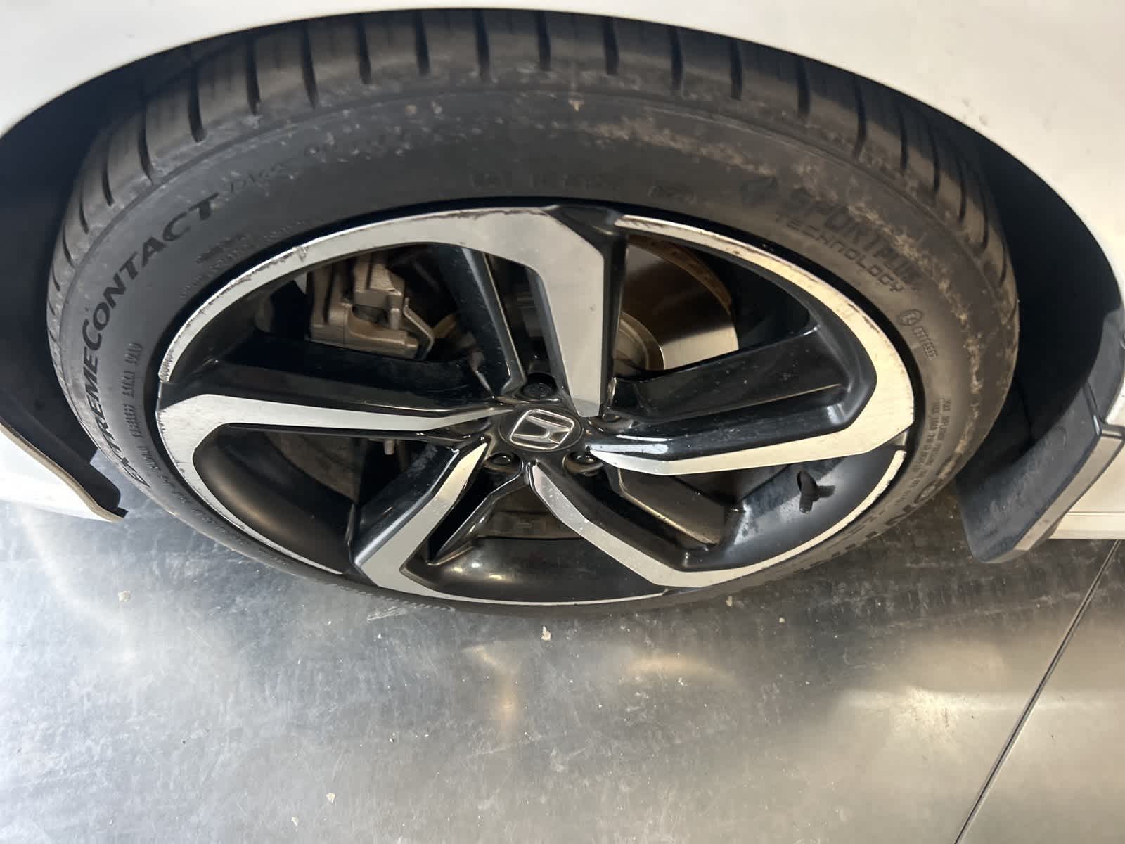 Thumbnail: 2018 Honda Accord - 17