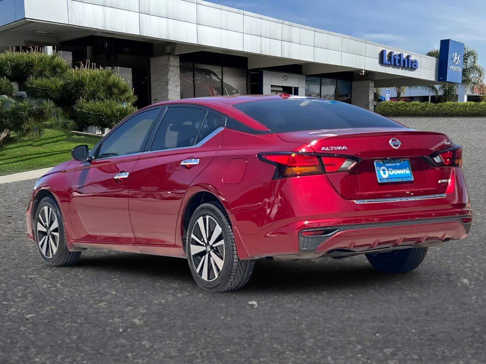Thumbnail: 2022 Nissan Altima - 7