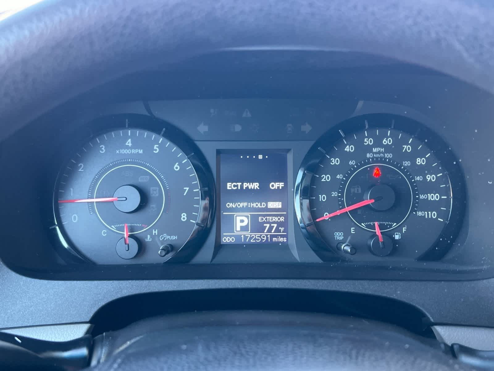 Thumbnail: 2017 Toyota Sienna - 25