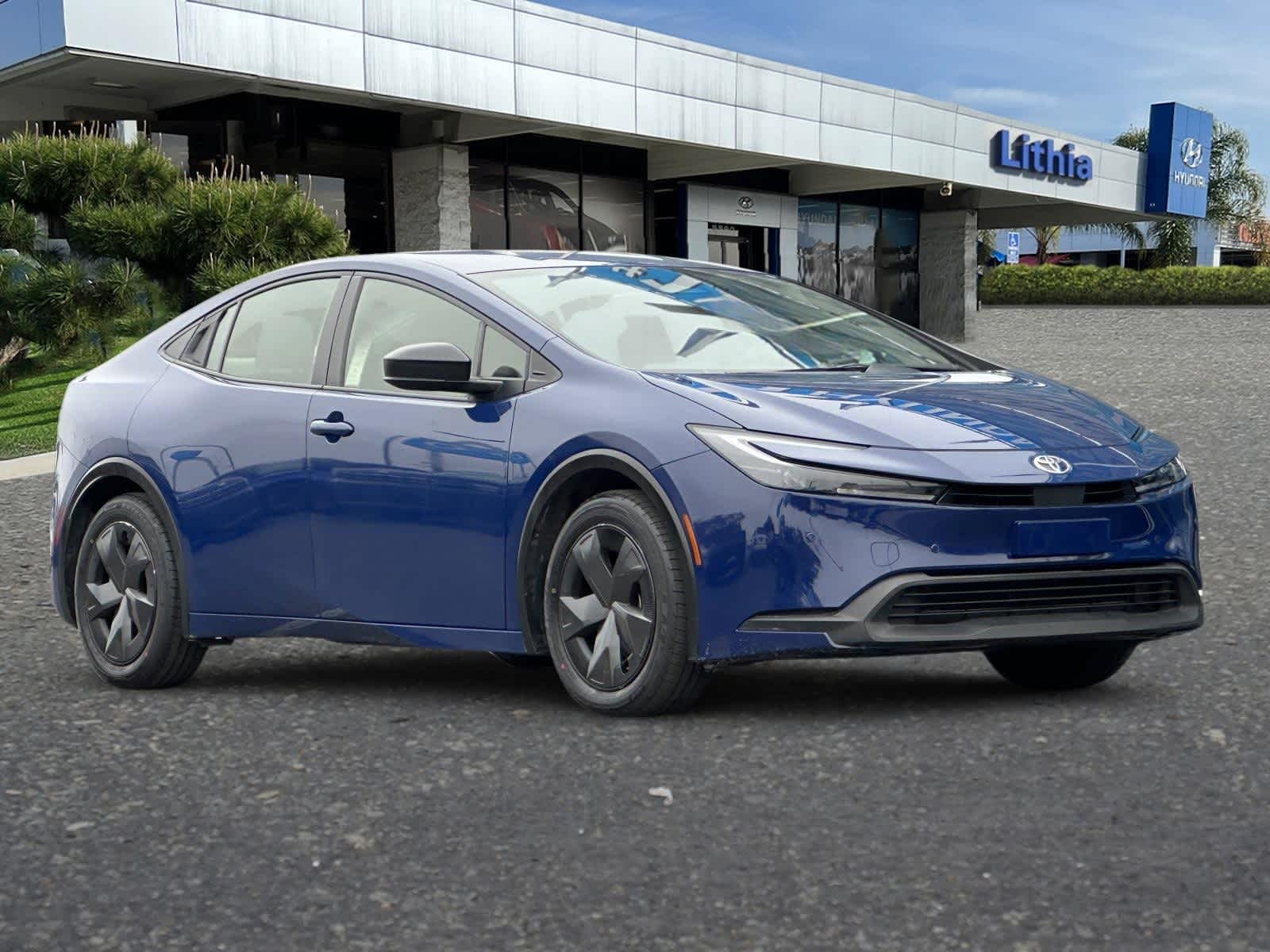 Thumbnail: 2024 Toyota Prius - 9