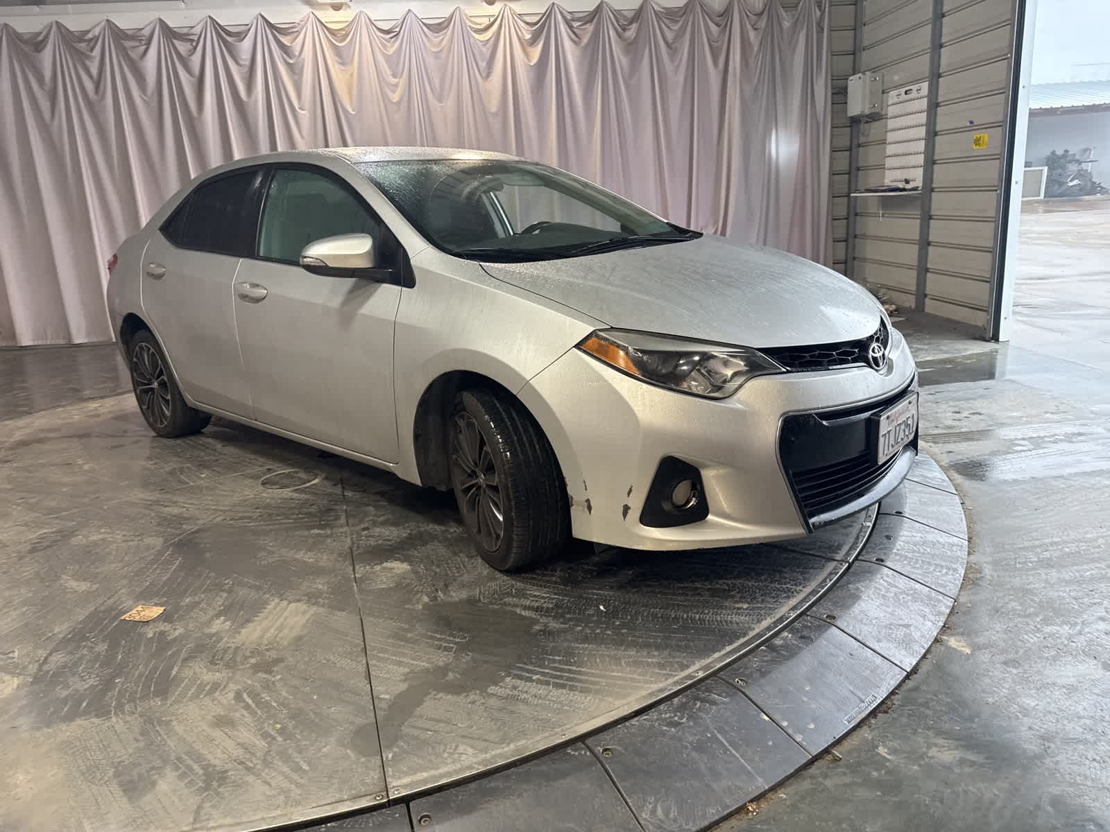 Thumbnail: 2016 Toyota Corolla - 3