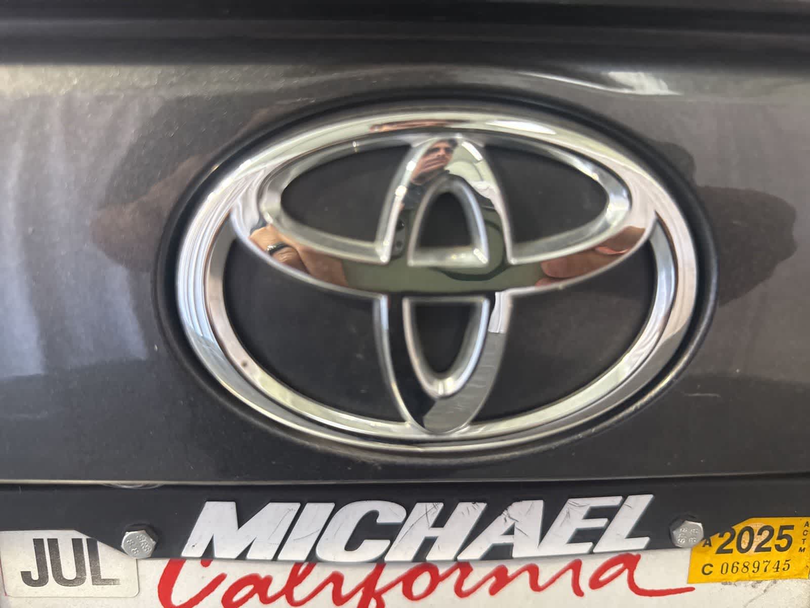 Thumbnail: 2021 Toyota RAV4 - 12