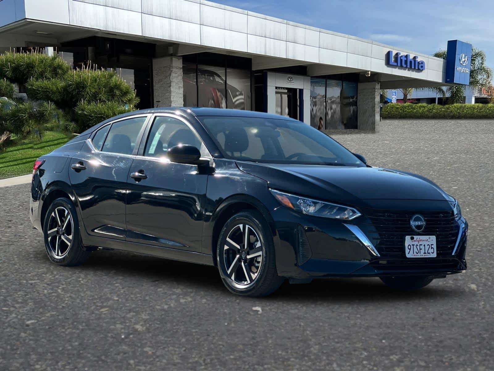Thumbnail: 2025 Nissan Sentra - 9