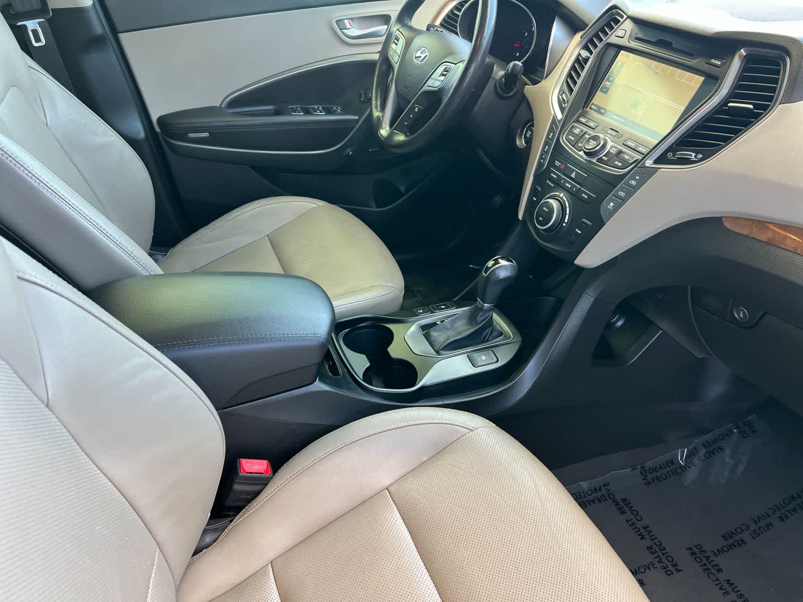 Thumbnail: 2015 Hyundai Santa Fe - 18