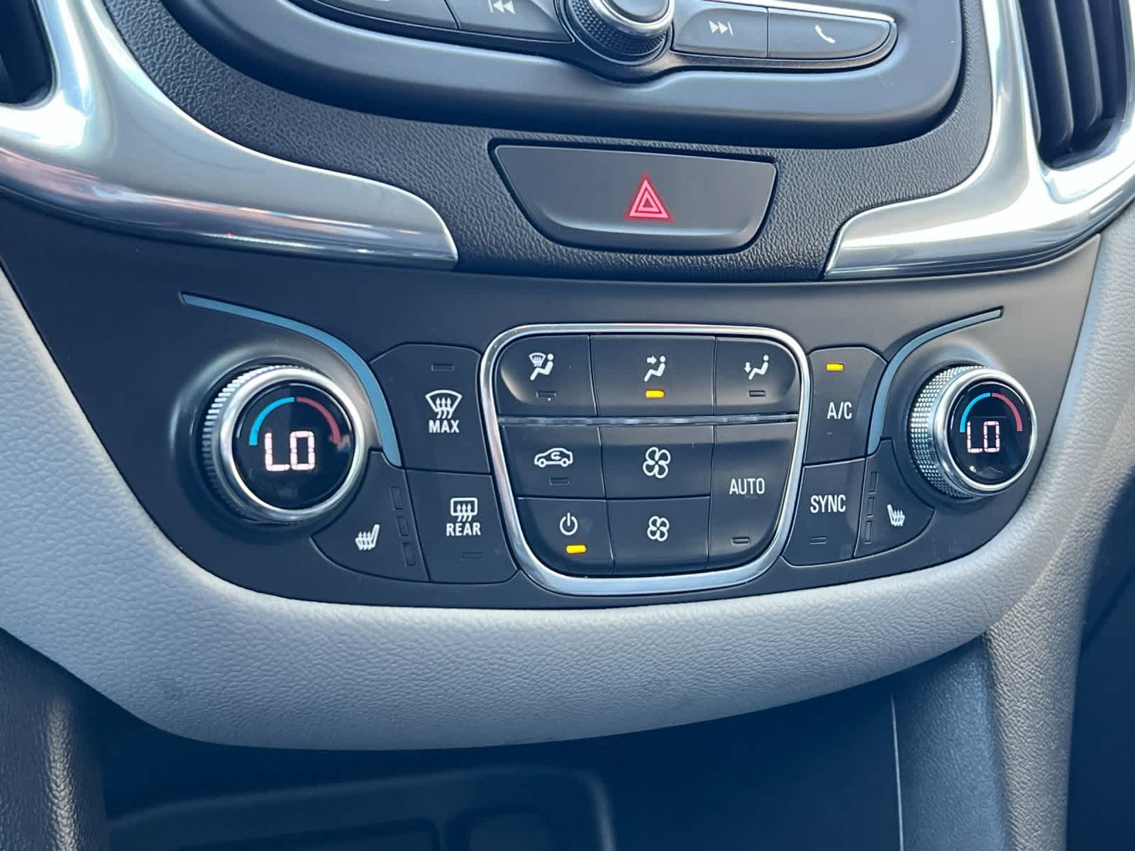 Thumbnail: 2021 Chevrolet Equinox - 20