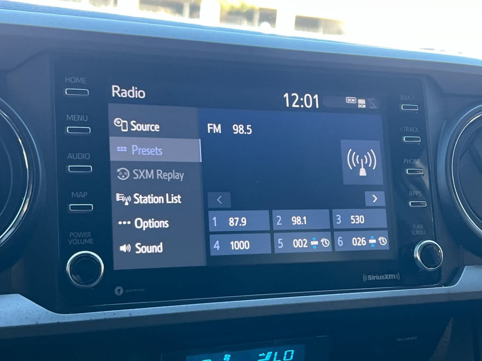 Thumbnail: 2023 Toyota Tacoma - 17