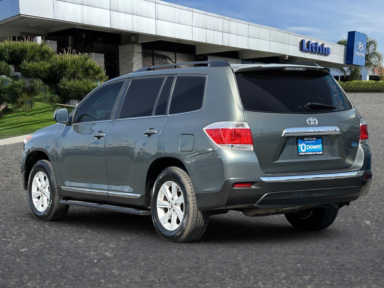 Thumbnail: 2013 Toyota Highlander - 6