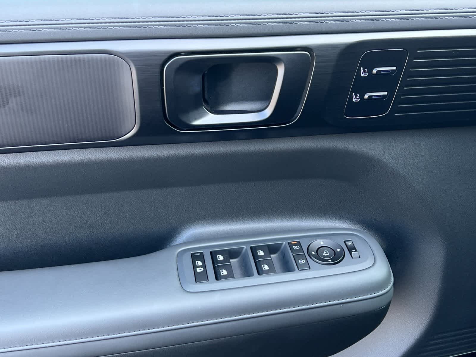 Thumbnail: 2025 Hyundai Santa Fe - 13