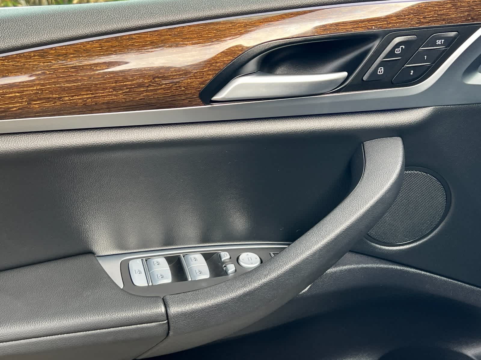 Thumbnail: 2023 BMW X4 - 12