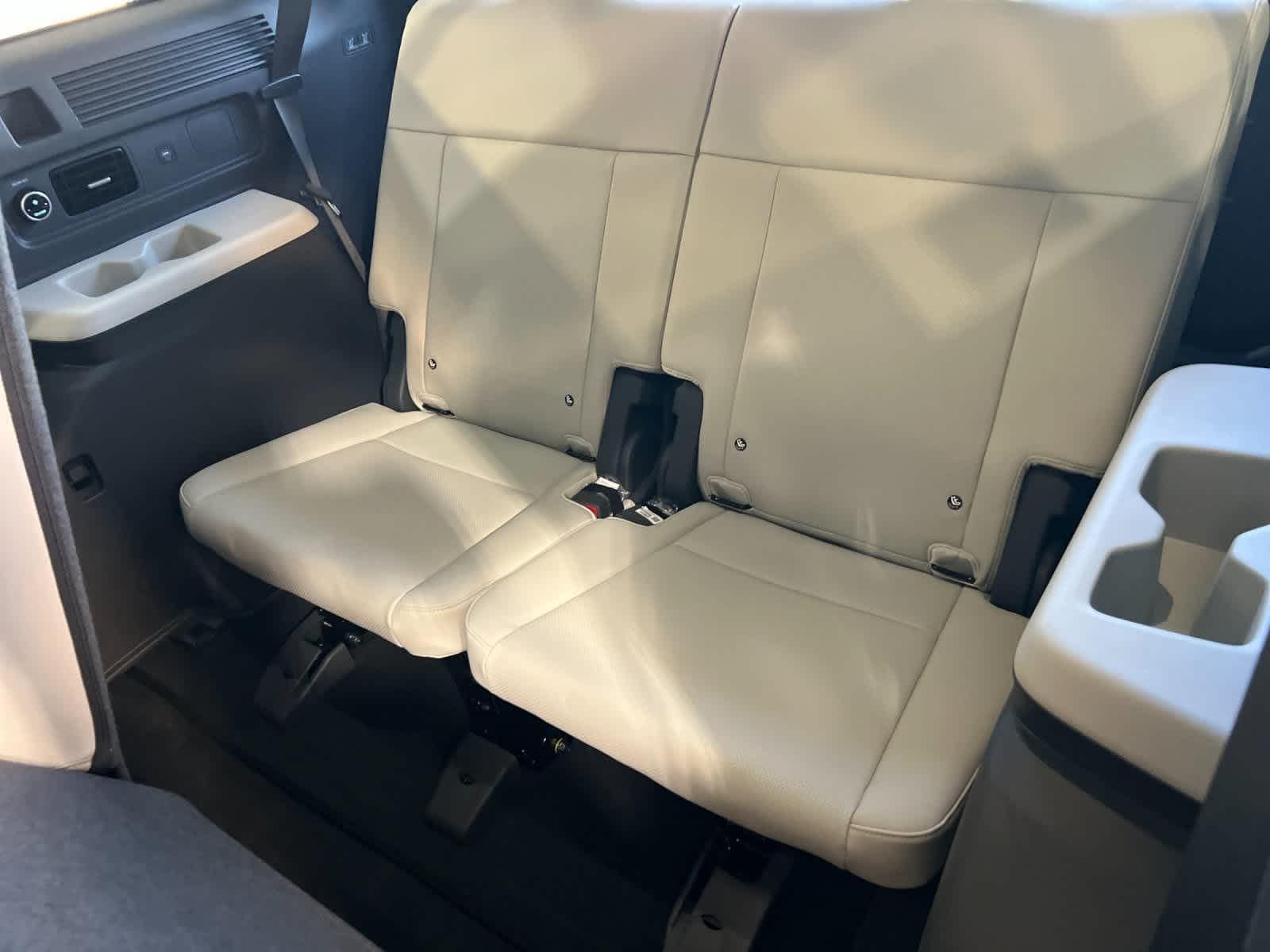 Thumbnail: 2026 Hyundai Santa Fe - 15