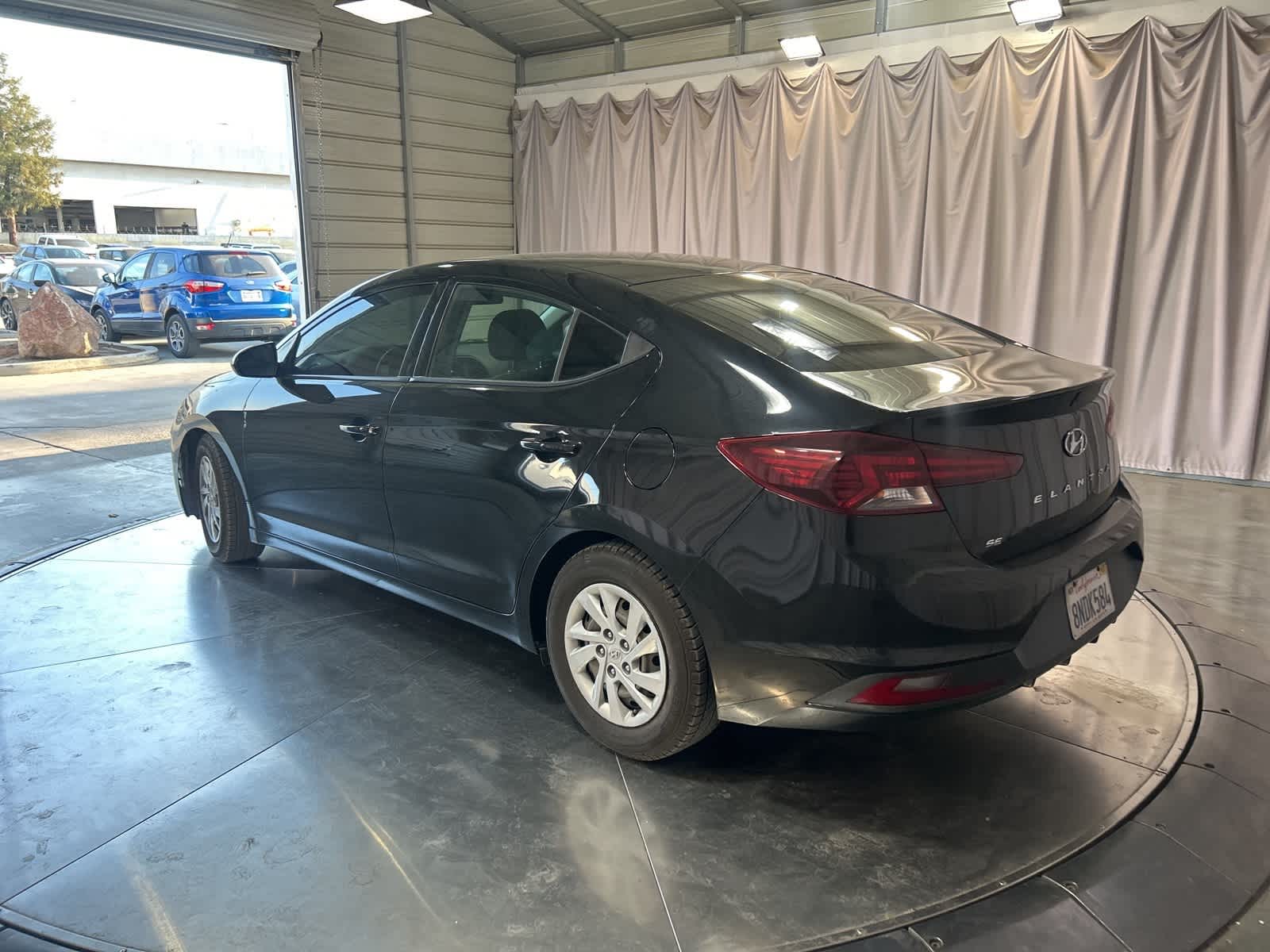 Thumbnail: 2020 Hyundai Elantra - 13