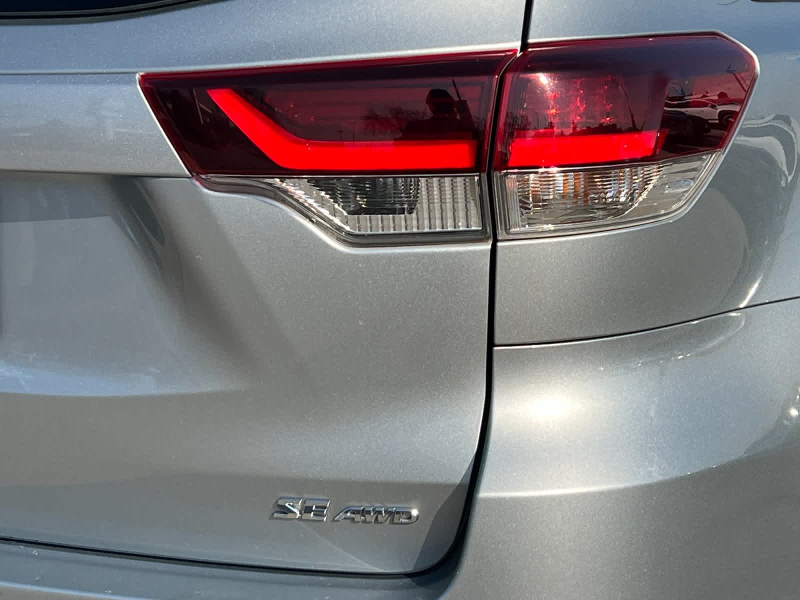 Thumbnail: 2019 Toyota Highlander - 29