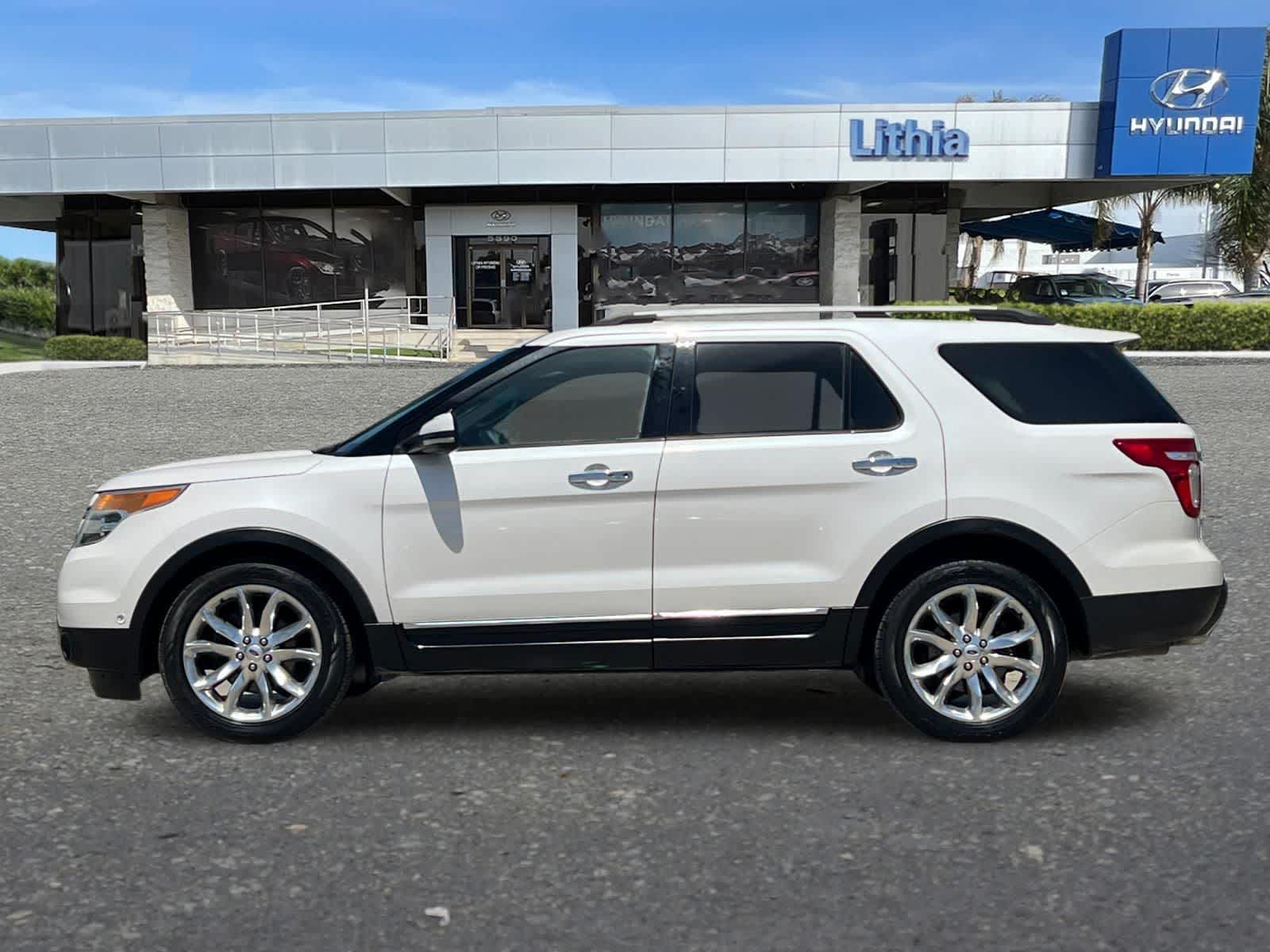 Thumbnail: 2013 Ford Explorer - 6