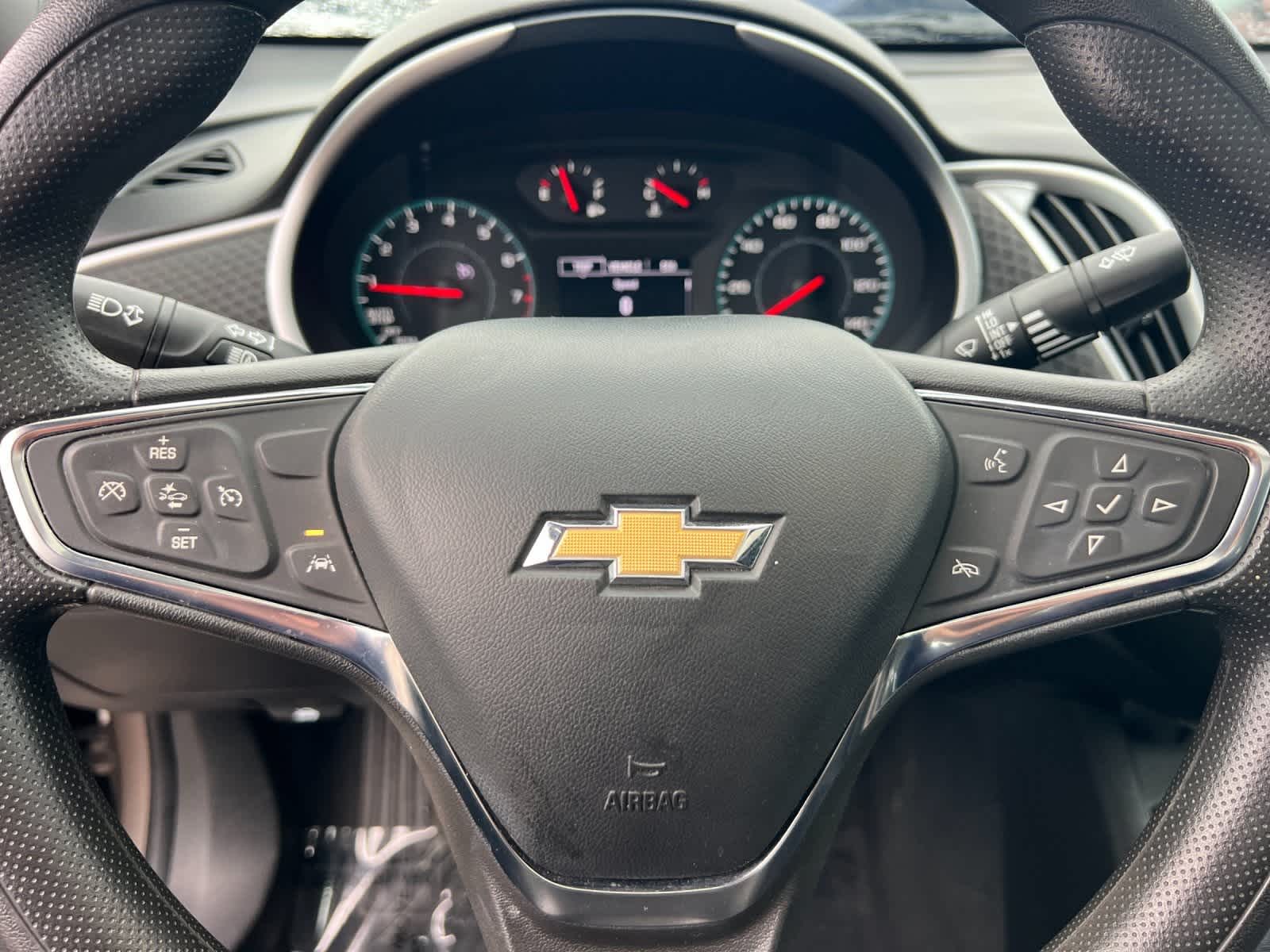 Thumbnail: 2023 Chevrolet Malibu - 22