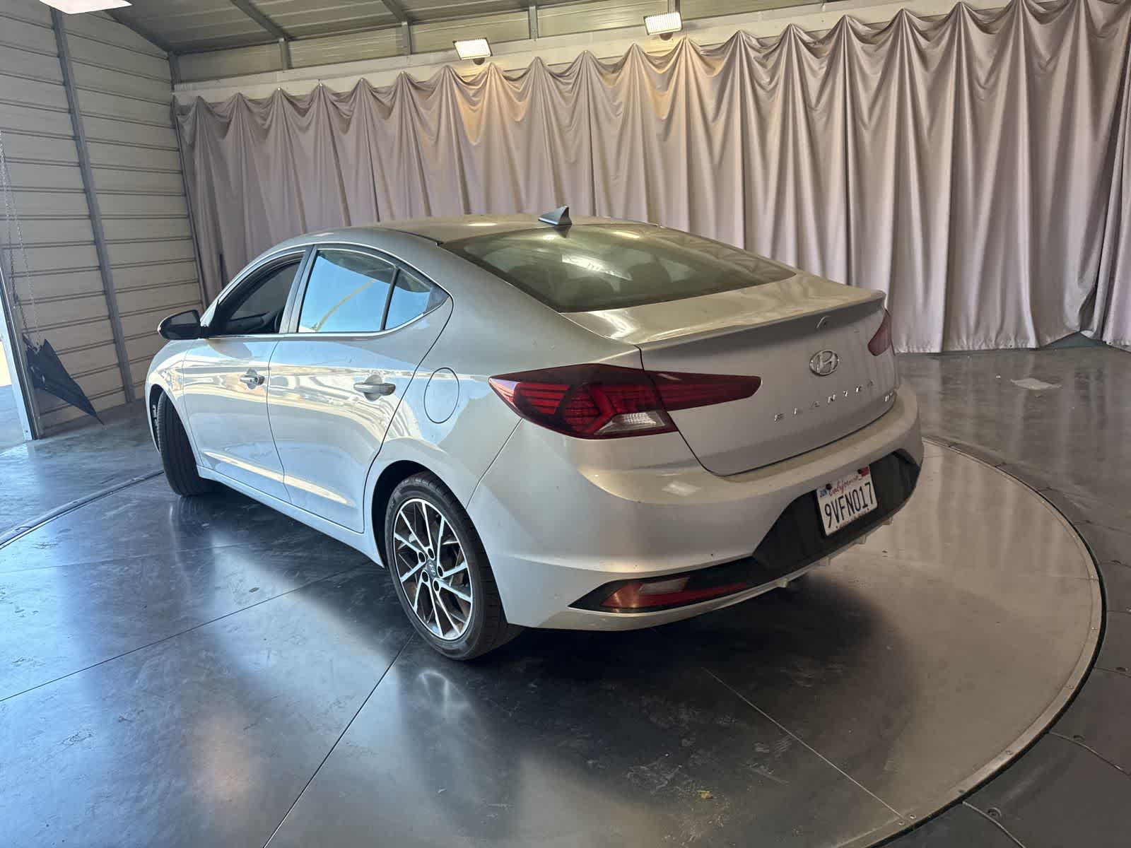 Thumbnail: 2020 Hyundai Elantra - 7