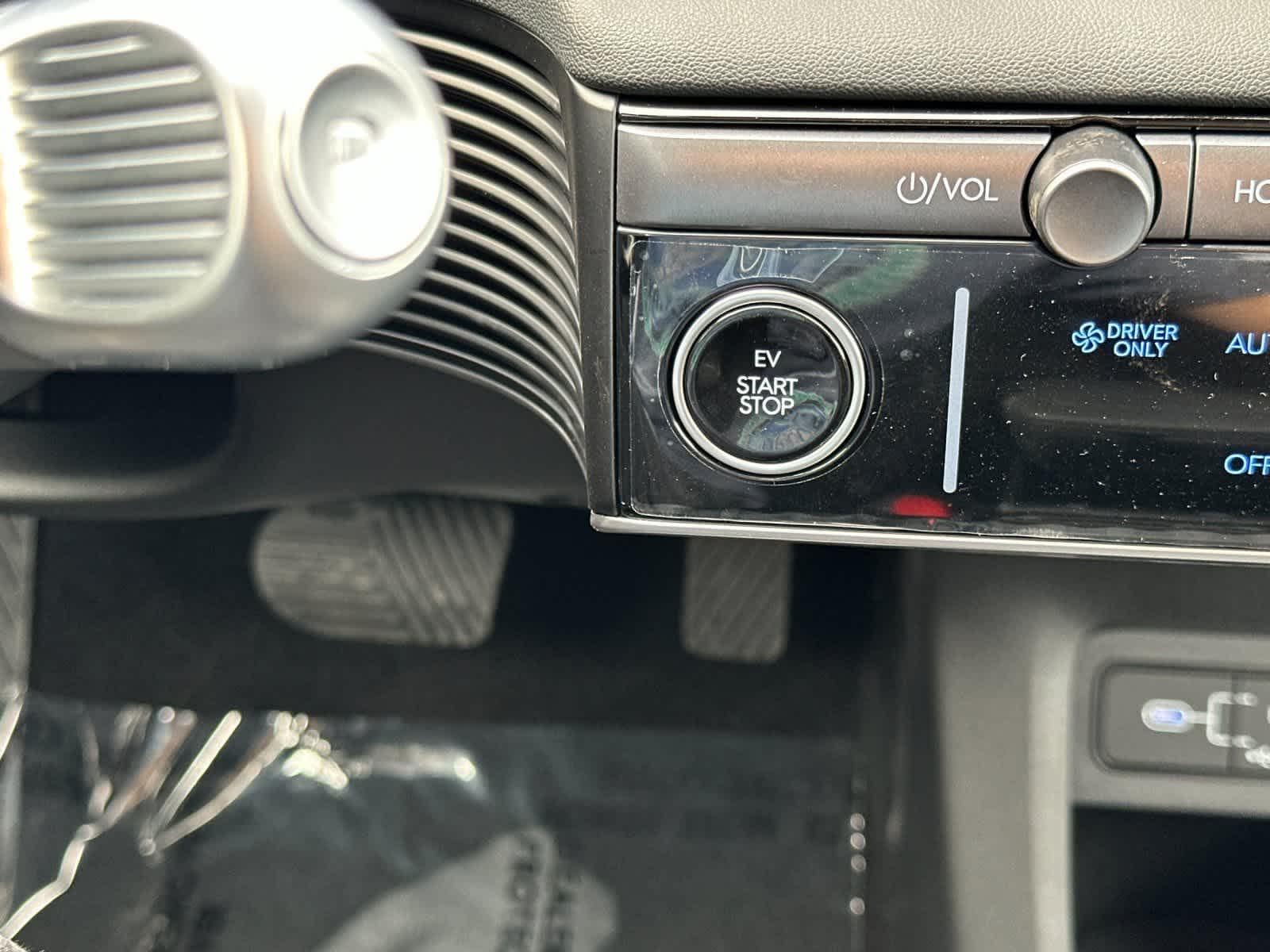 Thumbnail: 2026 Hyundai Ioniq 5 - 22