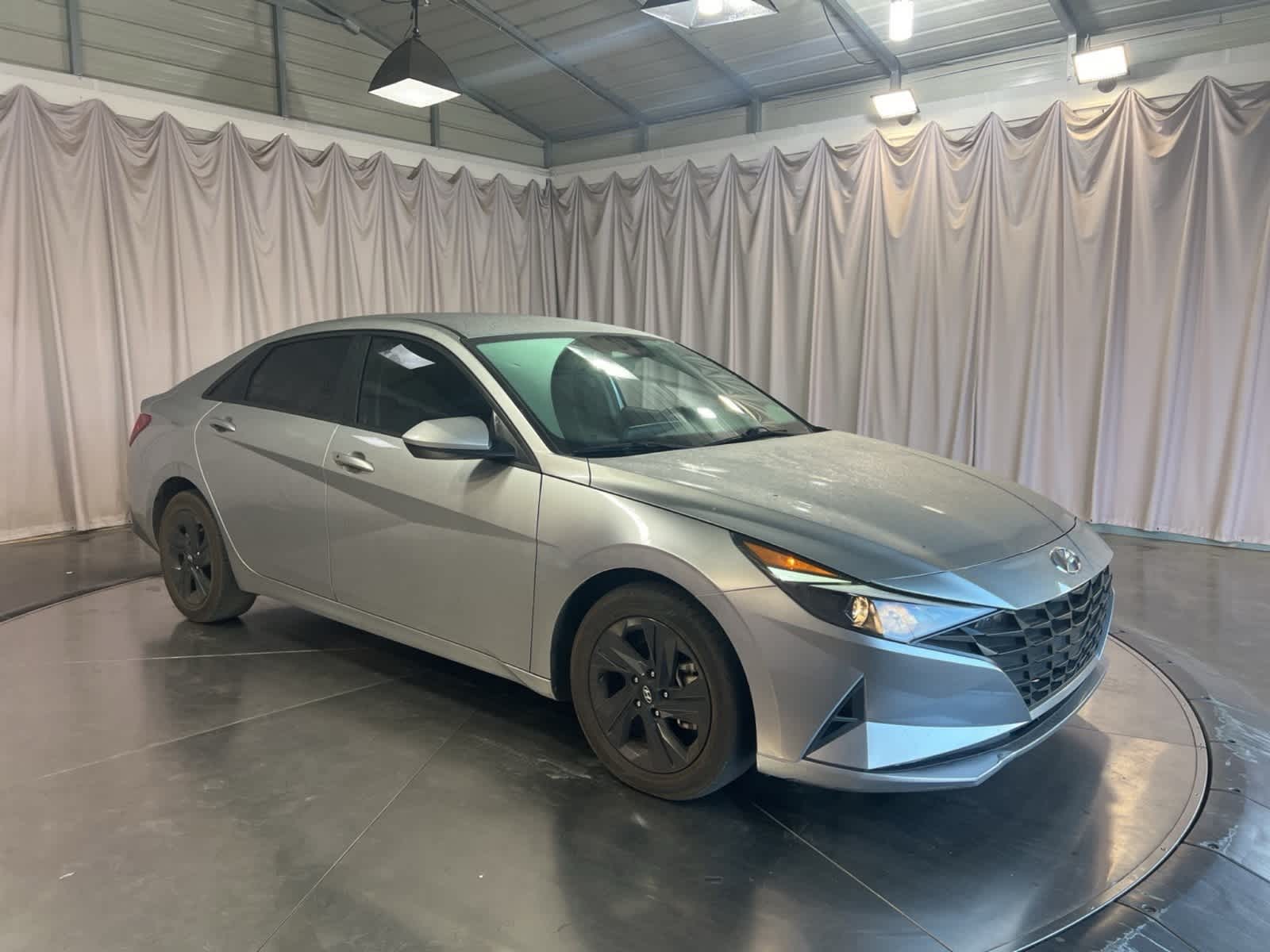 Thumbnail: 2021 Hyundai Elantra - 2