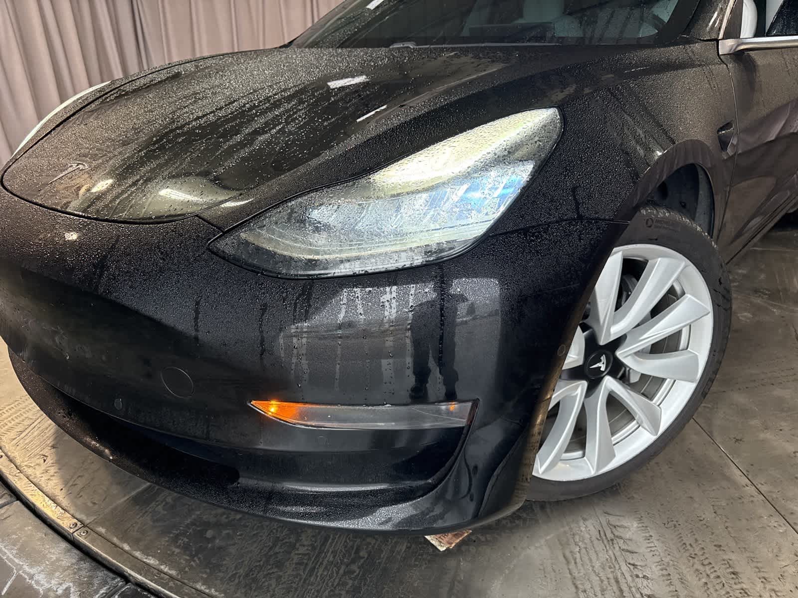 Thumbnail: 2018 Tesla Model 3 - 9