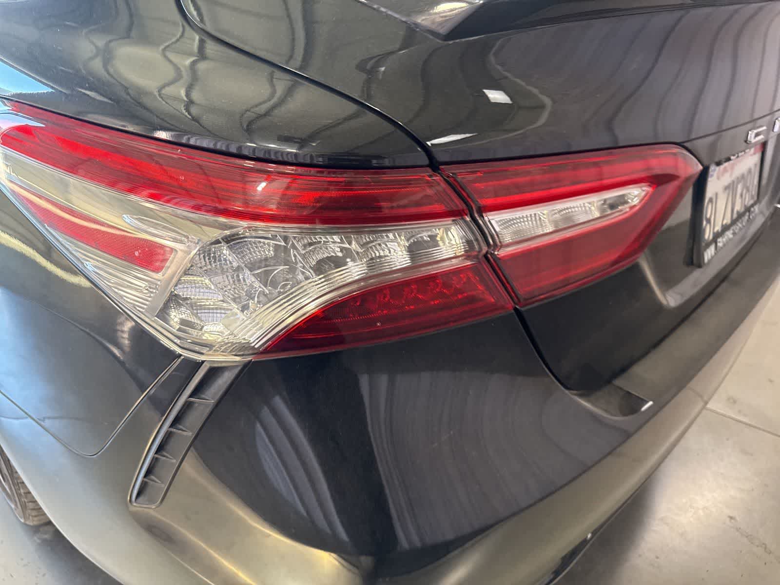 Thumbnail: 2019 Toyota Camry - 11