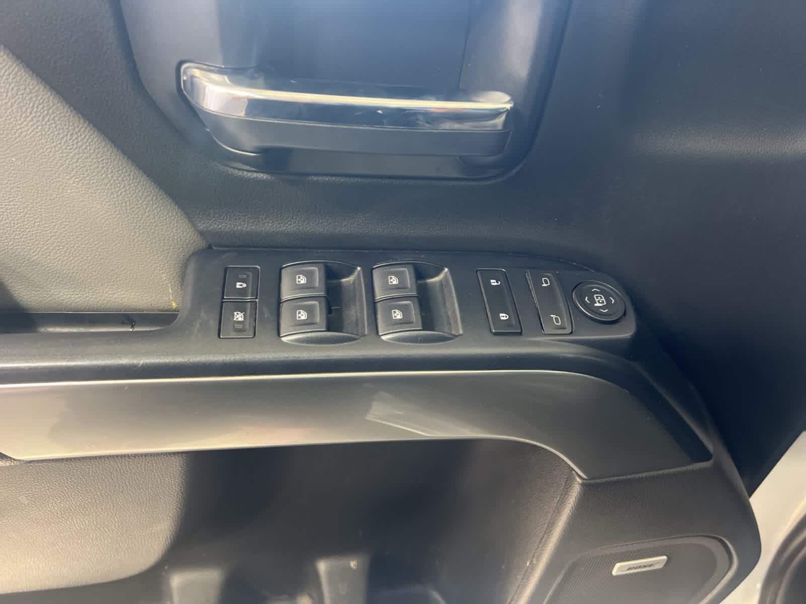 Thumbnail: 2018 Chevrolet Silverado 1500 - 25