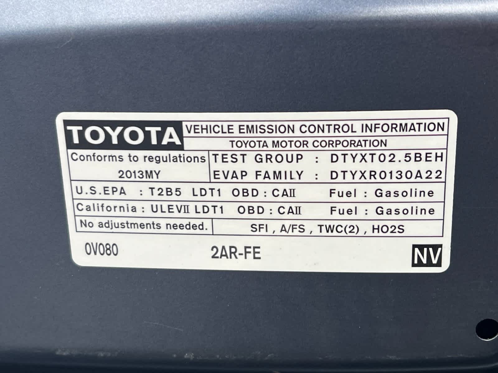 Thumbnail: 2013 Toyota RAV4 - 28