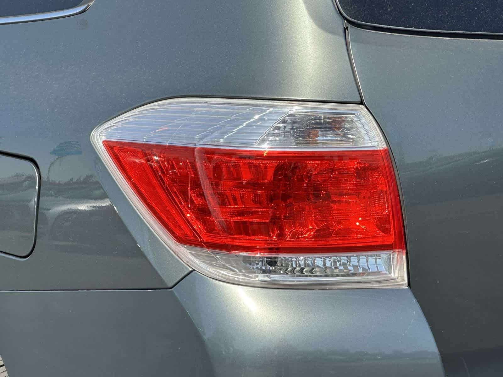 Thumbnail: 2013 Toyota Highlander - 26